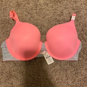 Victoria’s Secret pink bra